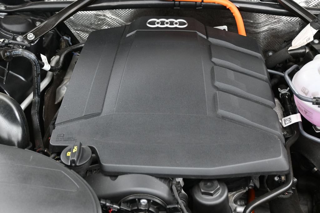 Used 2022 Audi Q5 e Premium w/ Convenience Package AWD/4WD image 14