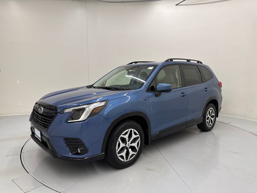 Certified 2024 Subaru Forester Premium AWD/4WD image 2
