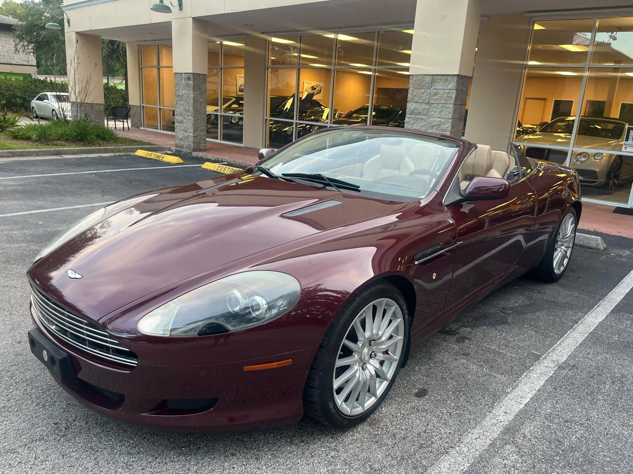 Used 2007 Aston Martin DB9 Volante RWD image 11