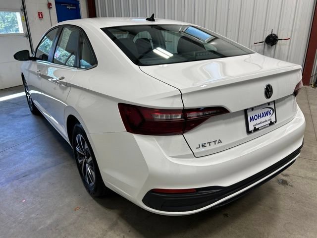 Used 2023 Volkswagen Jetta S FWD image 4