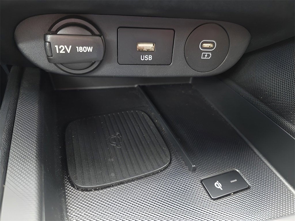 Certified 2024 Hyundai Elantra SEL w/ Convenience Package image 26