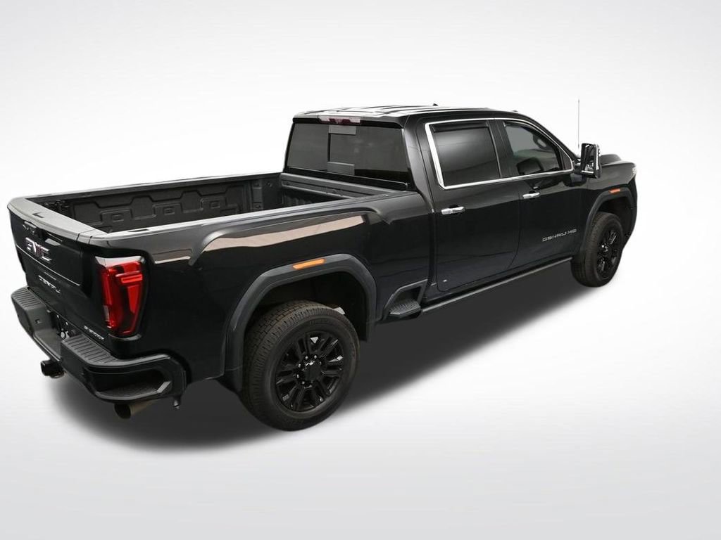 Used 2023 GMC Sierra 2500 Denali w/ Denali Black Diamond Edition image 19