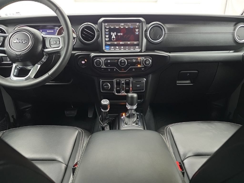 Used 2023 Jeep Gladiator Overland w/ Popular Equipment Package AWD/4WD image 31