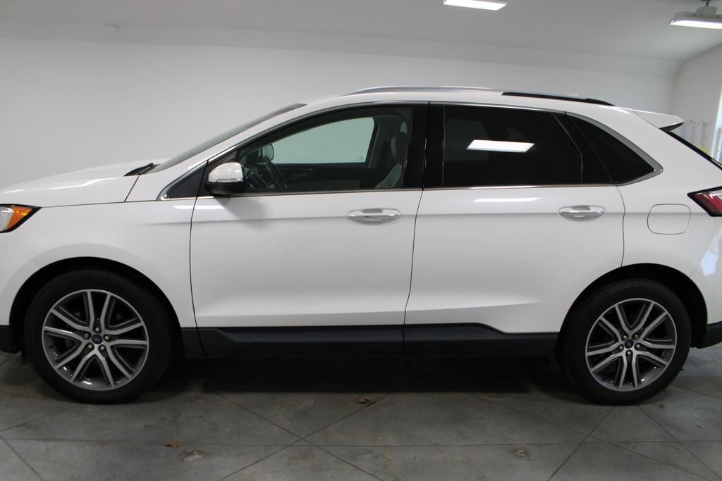 Used 2020 Ford Edge Titanium image 6