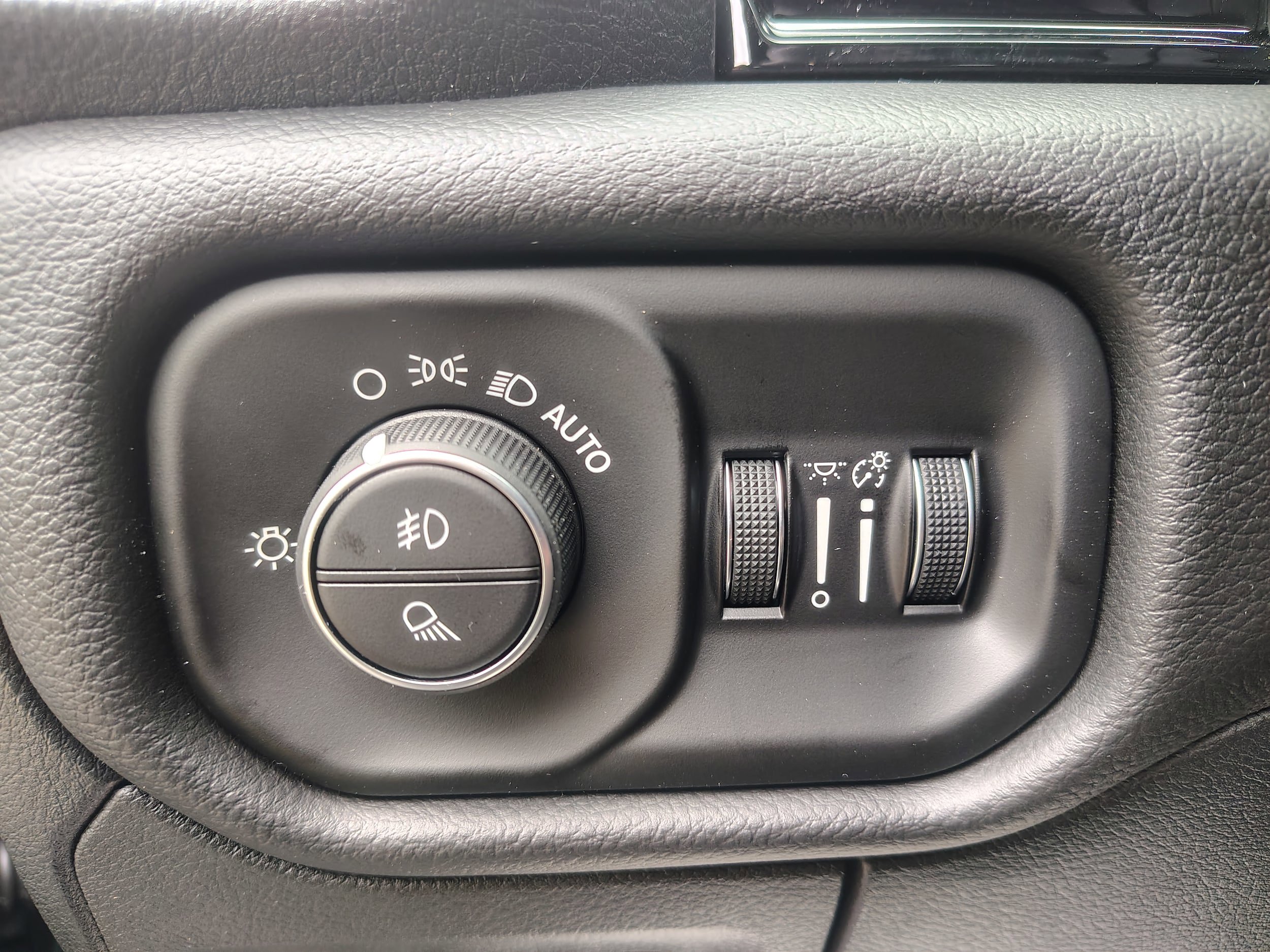 New 2026 RAM 1500 Rebel AWD/4WD image 27