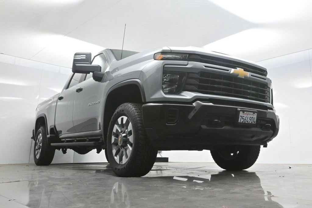 Used 2025 Chevrolet Silverado 2500 Custom w/ Custom Convenience Package AWD/4WD image 62
