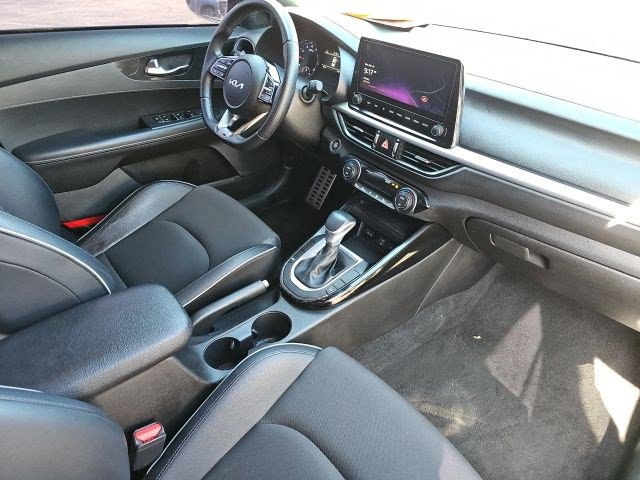 Used 2023 Kia Forte GT-Line image 14