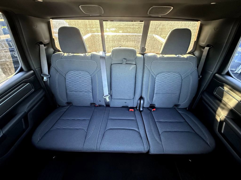 New 2026 RAM 1500 Big Horn AWD/4WD image 29