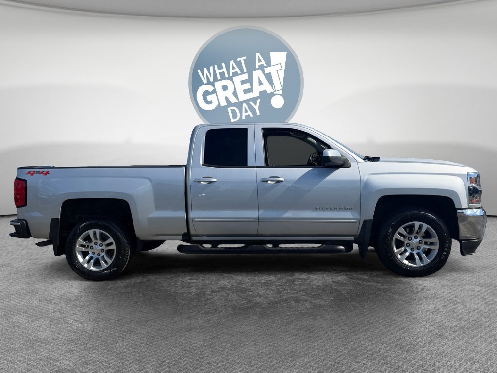 Used 2019 Chevrolet Silverado 1500 LT w/ All Star Edition AWD/4WD image 2