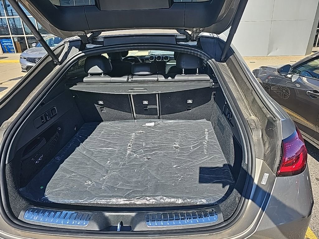 Used 2024 Mercedes-Benz GLC 300 4MATIC image 18