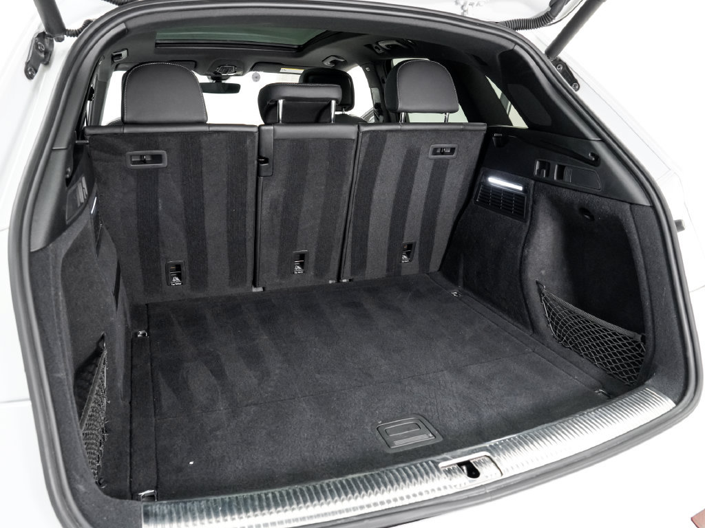 Used 2021 Audi SQ5 Prestige w/ Prestige Package AWD/4WD image 26