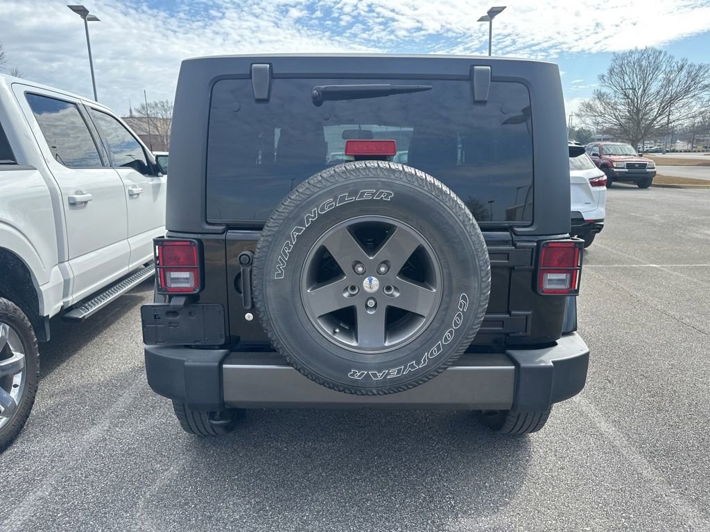 Used 2015 Jeep Wrangler Freedom Edition image 5