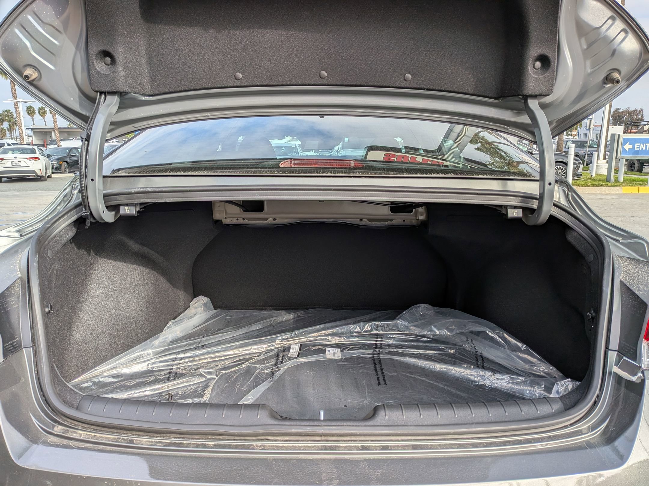 New 2026 Hyundai Elantra Sport FWD image 21