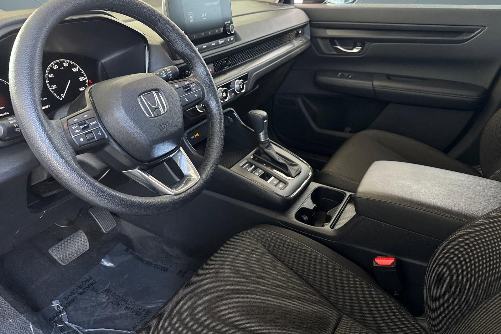 Used 2025 Honda CR-V LX image 4