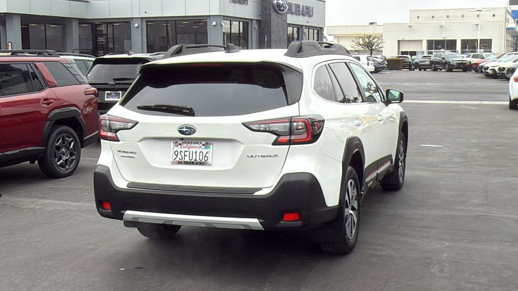 Certified 2025 Subaru Outback Premium AWD/4WD image 6