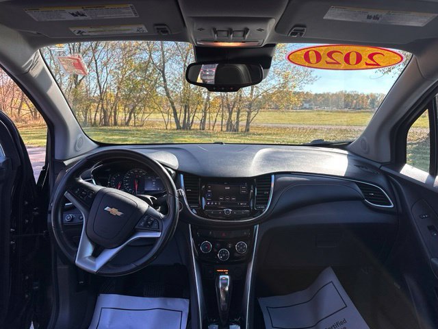 Used 2020 Chevrolet Trax Premier FWD image 13