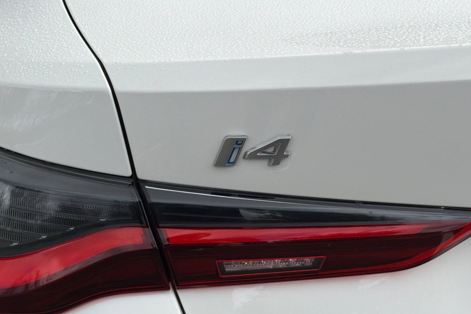 Certified 2023 BMW i4 eDrive40 w/ M Sport Package image 39