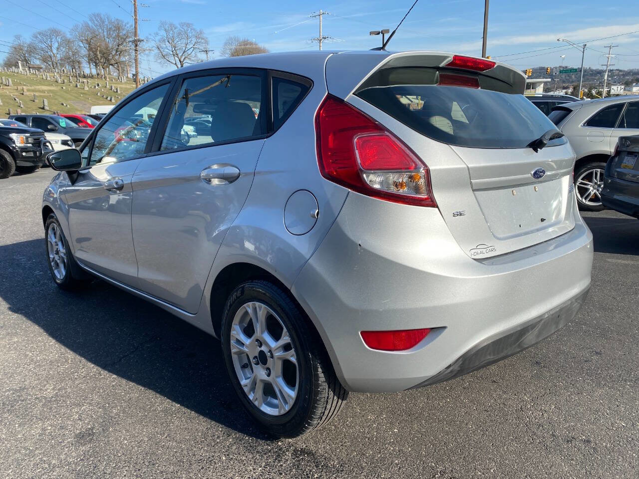 Used 2015 Ford Fiesta SE w/ Exterior Protection Package image 5