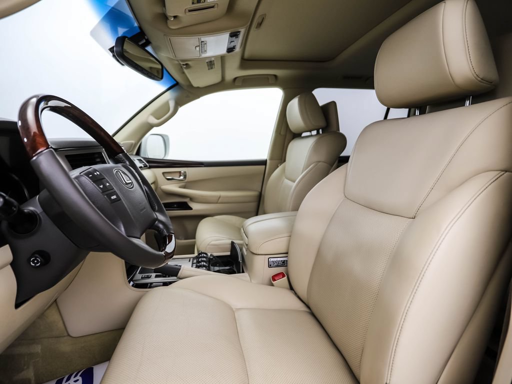Used 2015 Lexus LX 570 4WD image 11