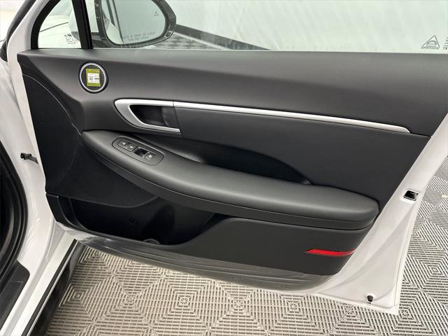 New 2025 Hyundai Sonata SEL image 15