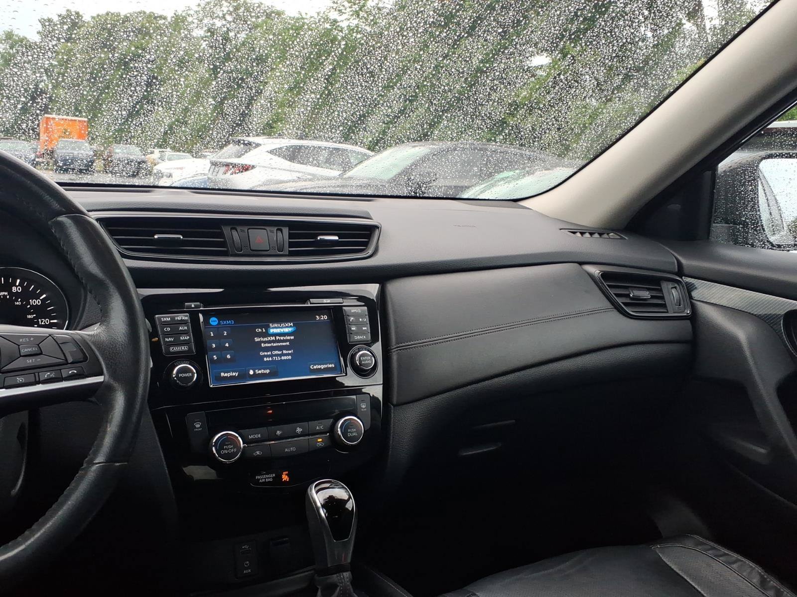 Used 2017 Nissan Rogue SL w/ SL Premium Package AWD/4WD image 21
