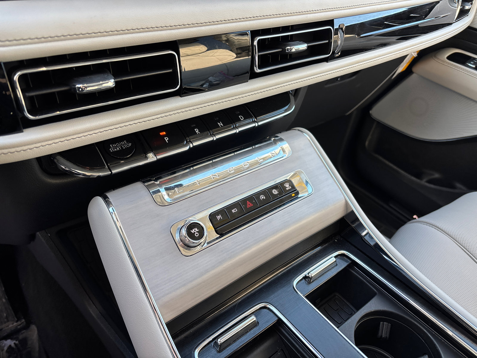 New 2026 Lincoln Aviator Reserve image 22