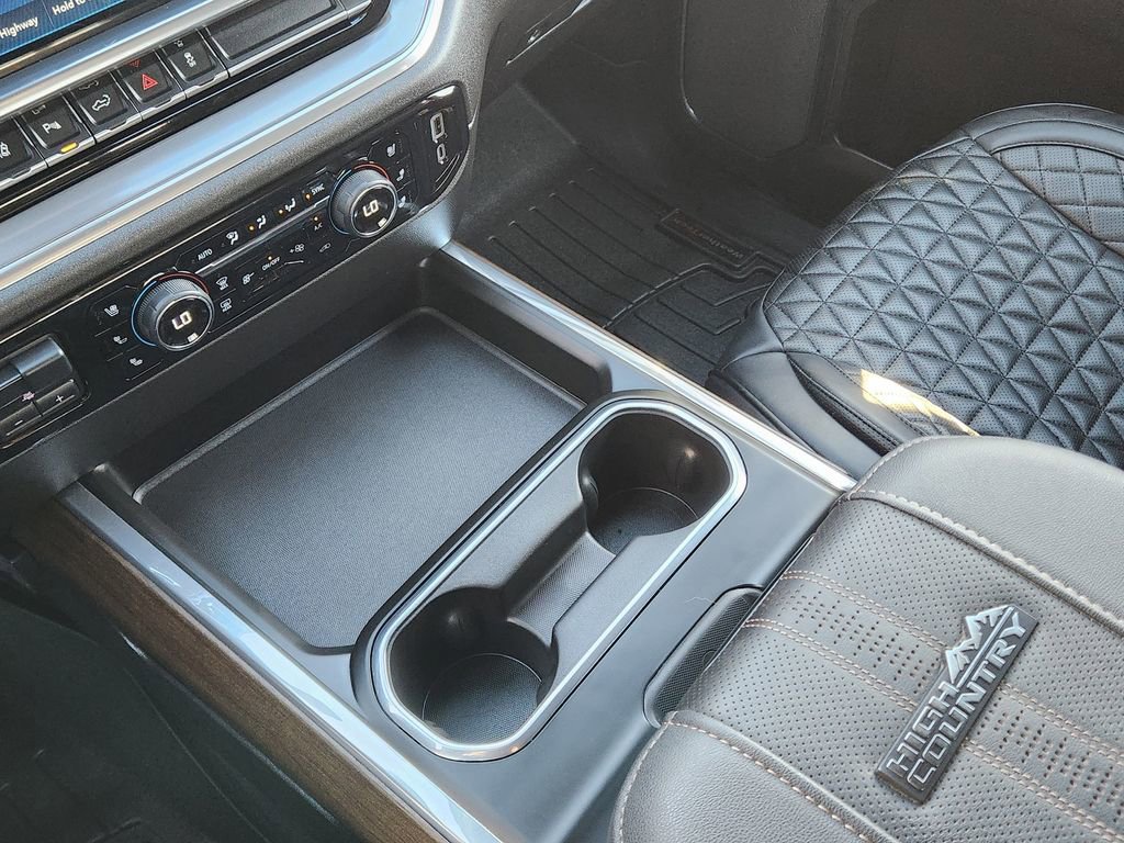 Used 2024 Chevrolet Silverado 3500 High Country w/ High Country Premium Package image 28