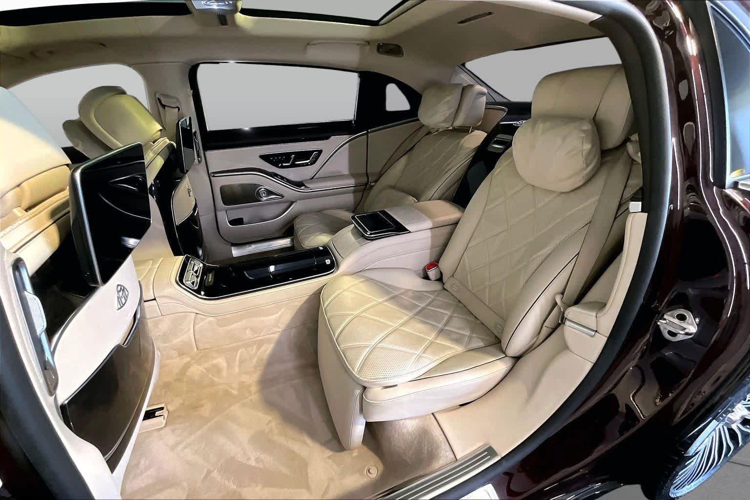 Certified 2021 Mercedes-Benz Maybach S 580 4MATIC image 21