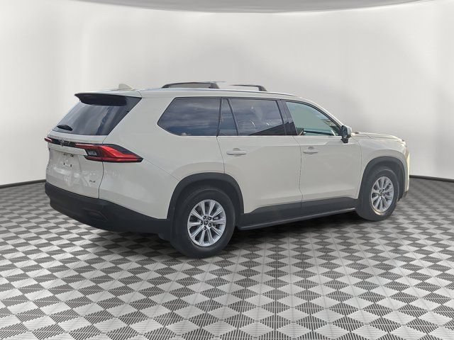 Used 2024 Toyota Grand Highlander AWD image 6