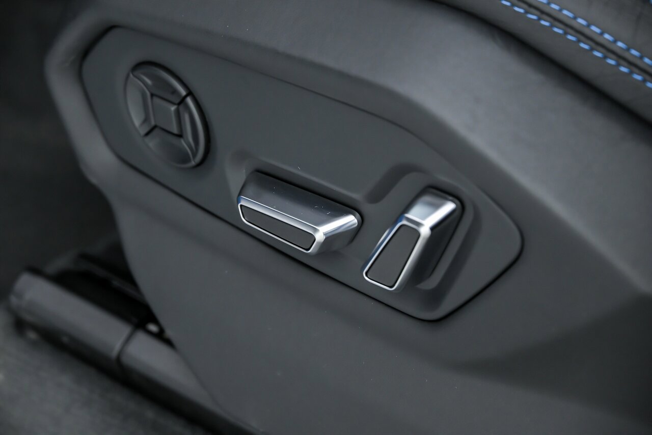 Used 2022 Lamborghini Urus image 26