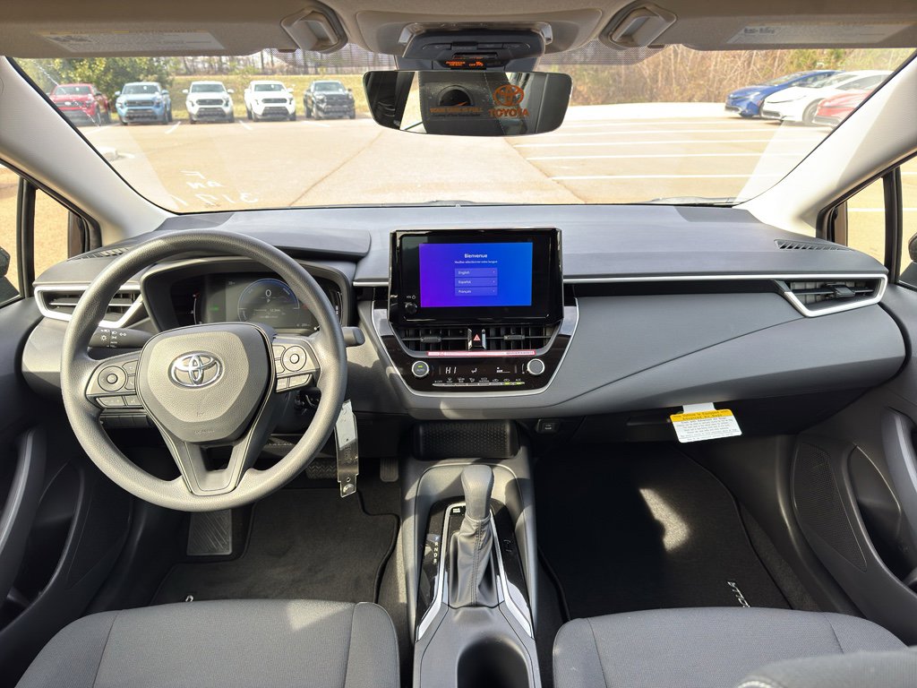 Used 2026 Toyota Corolla LE image 18