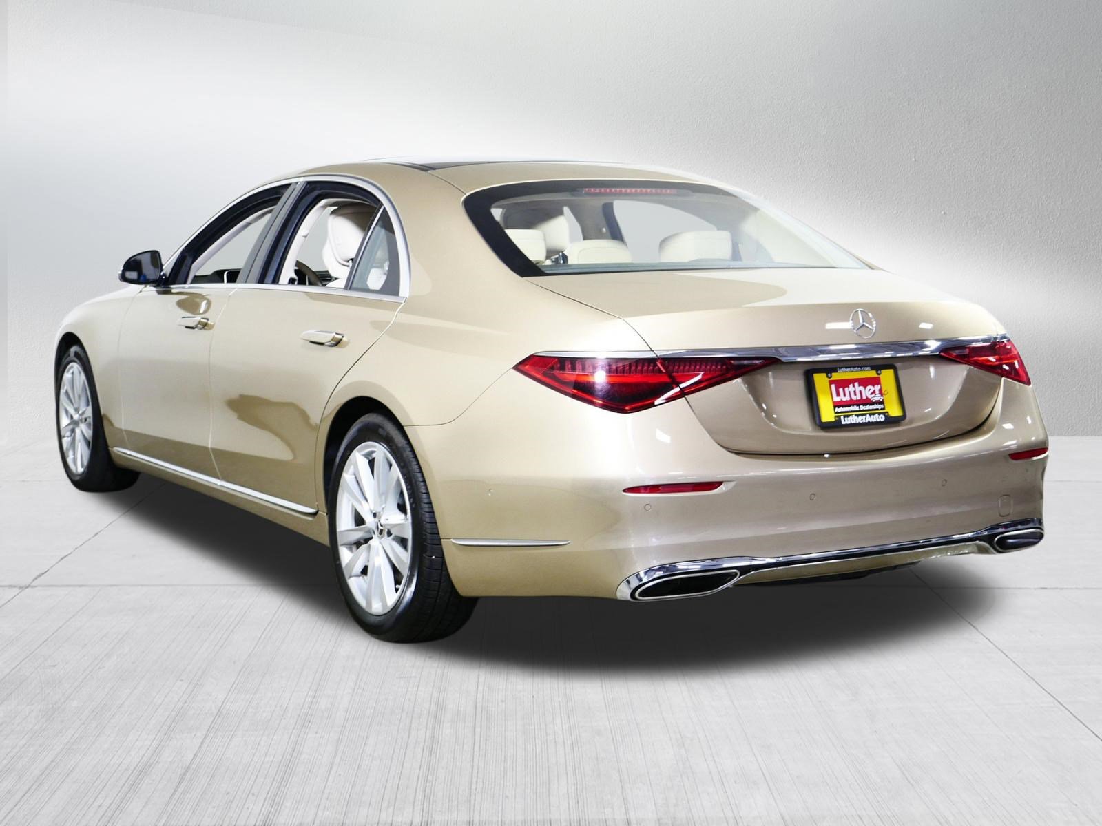 Used 2022 Mercedes-Benz S 500 4MATIC image 5