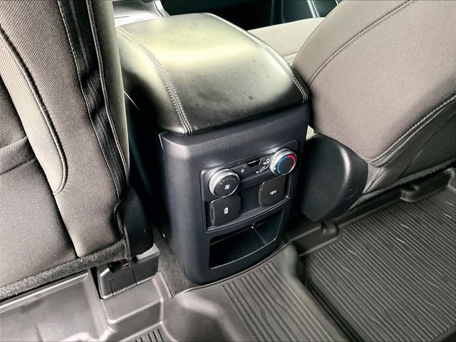 Used 2021 Ford Explorer XLT AWD/4WD image 29