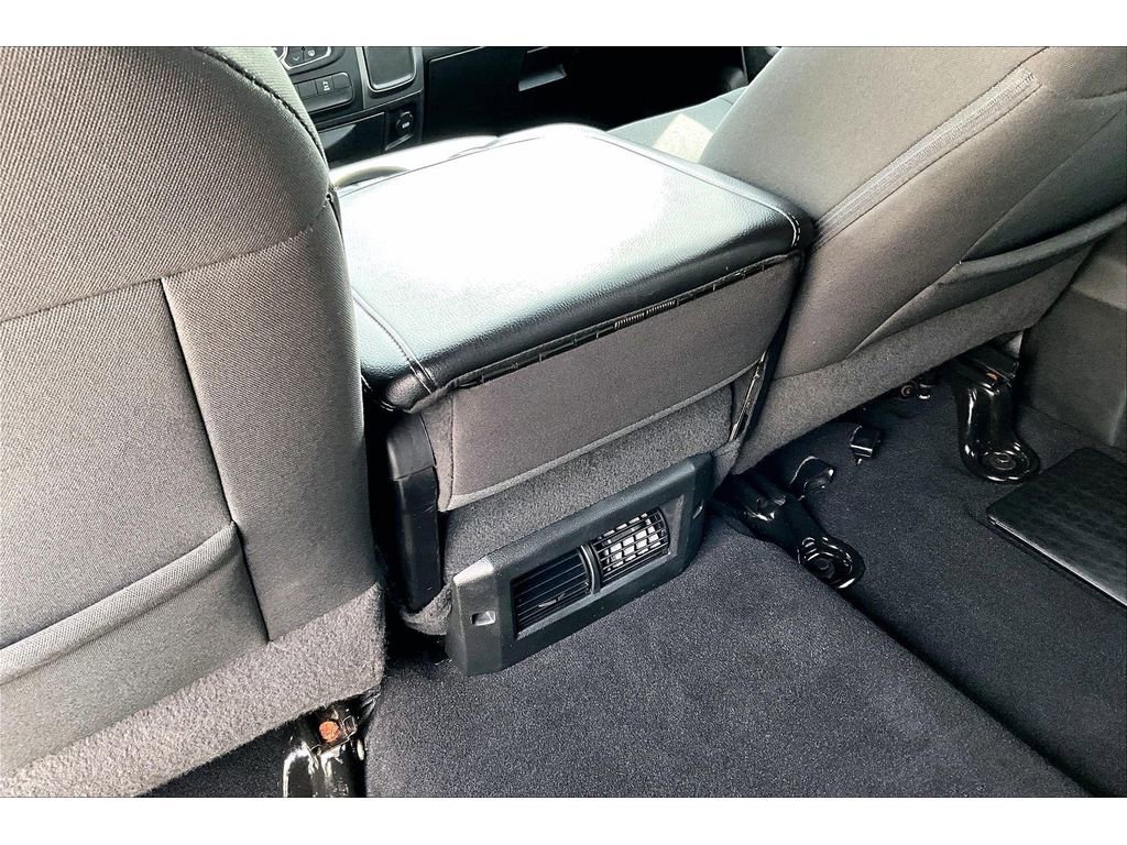 Used 2022 RAM 1500 Classic Warlock AWD/4WD image 32