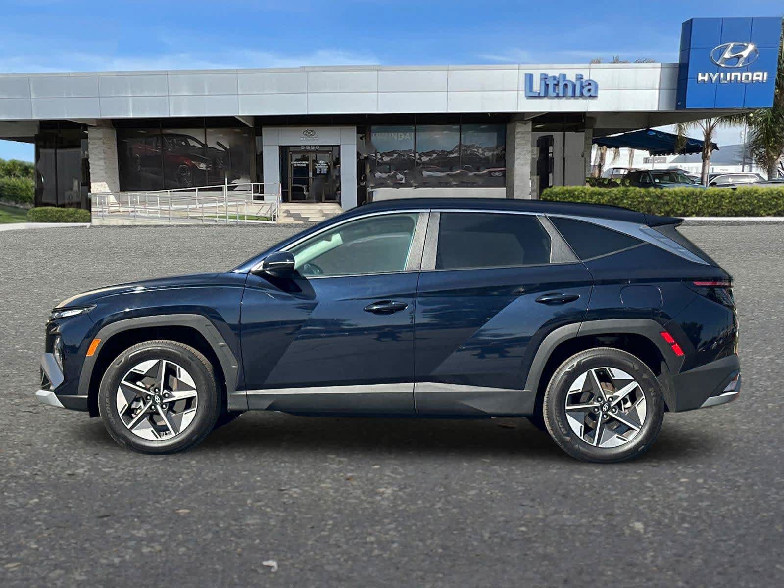 Certified 2025 Hyundai Tucson SEL AWD/4WD image 6