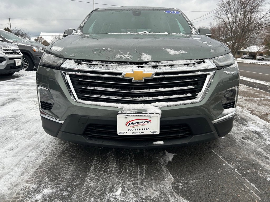 Used 2023 Chevrolet Traverse LT image 9