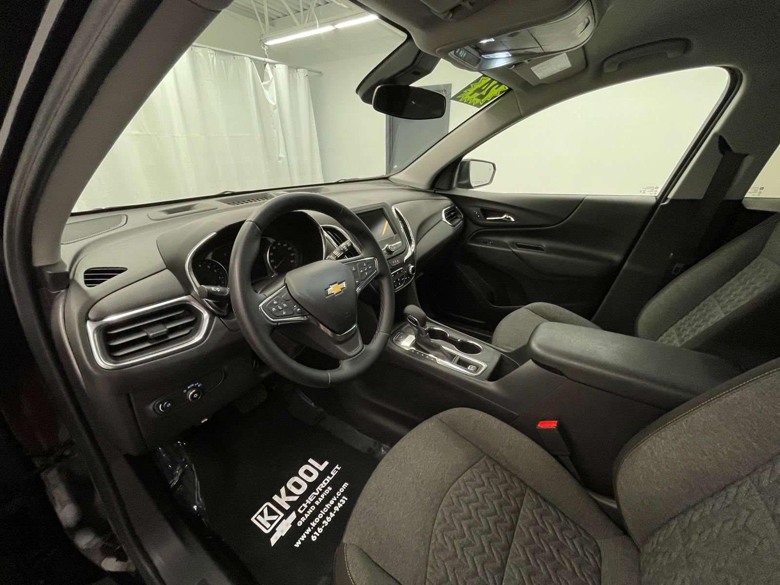 Used 2024 Chevrolet Equinox LT image 10