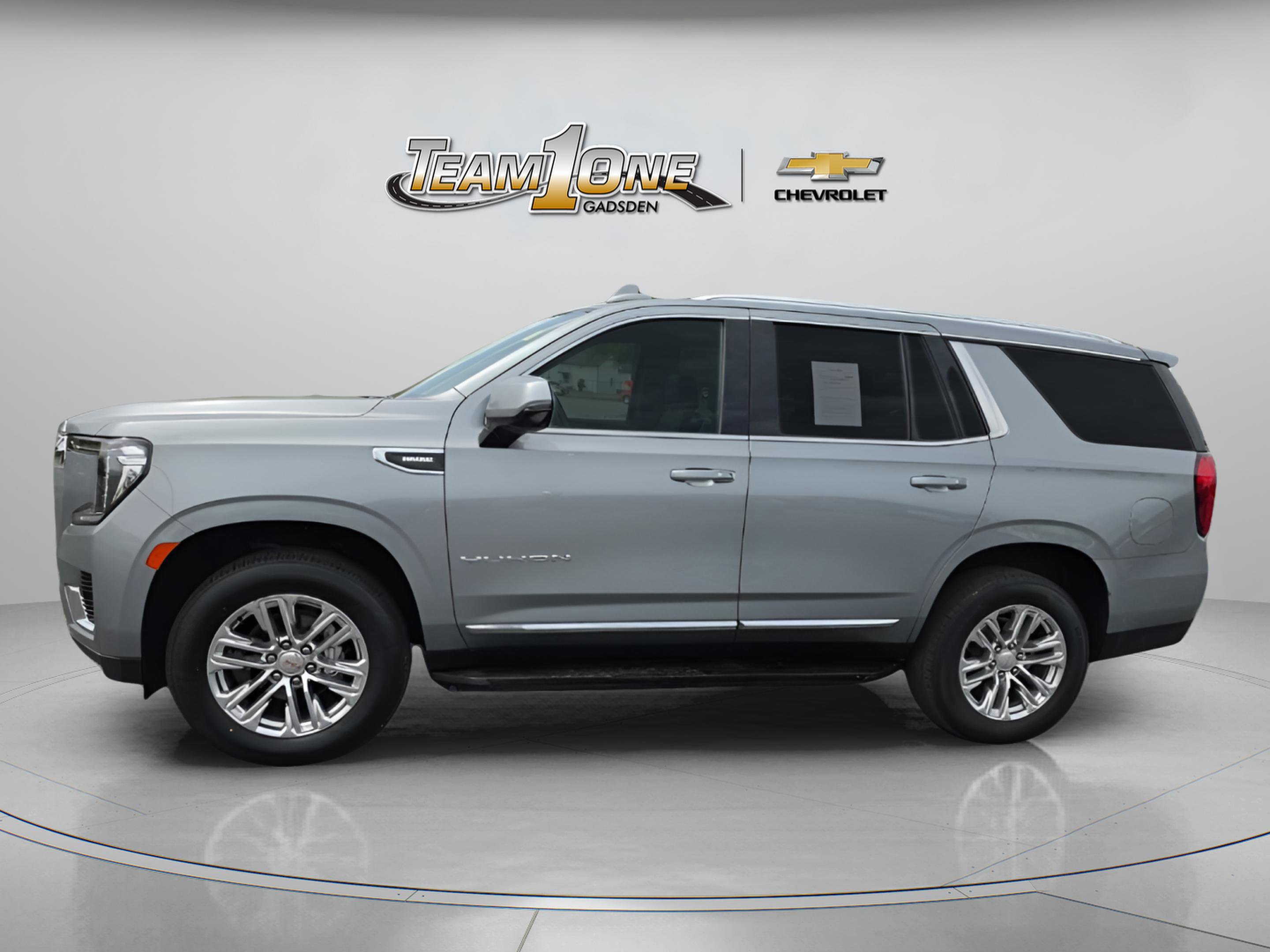 Used 2023 GMC Yukon SLT w/ SLT Premium Package RWD image 5