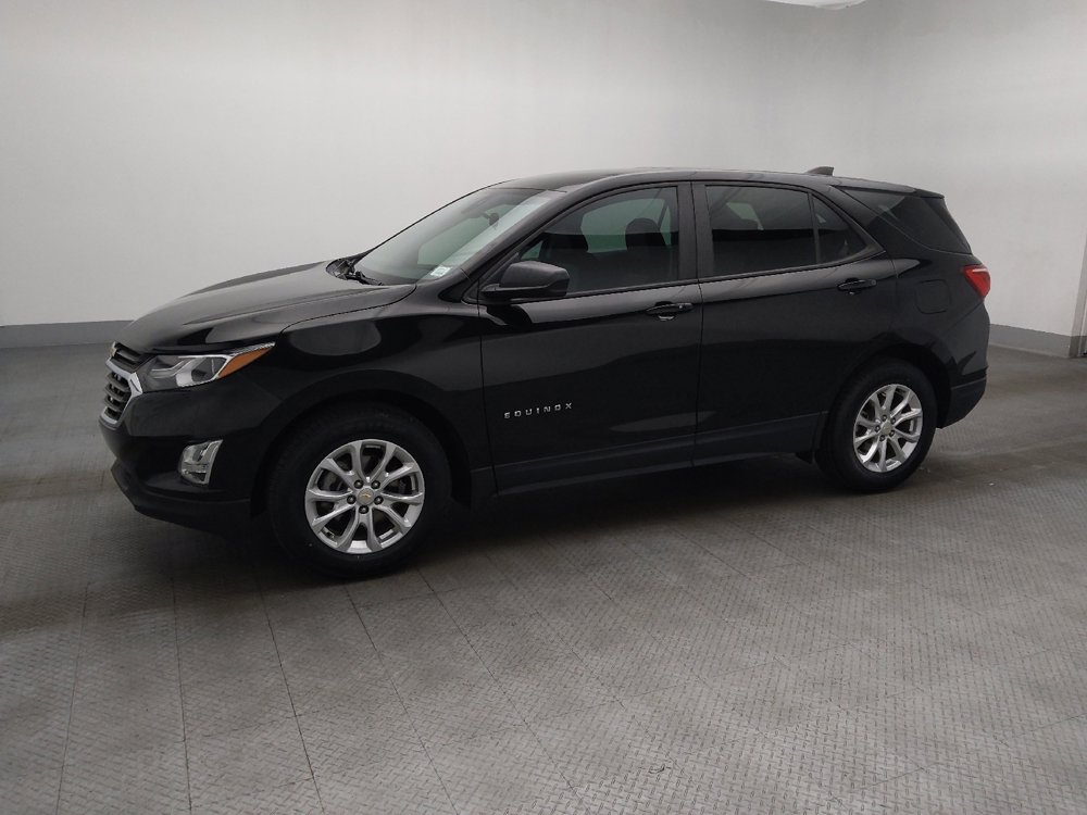 Used 2020 Chevrolet Equinox LS image 2