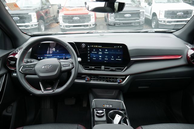 Used 2025 Chevrolet Equinox RS w/ Safety and Technology Package image 7