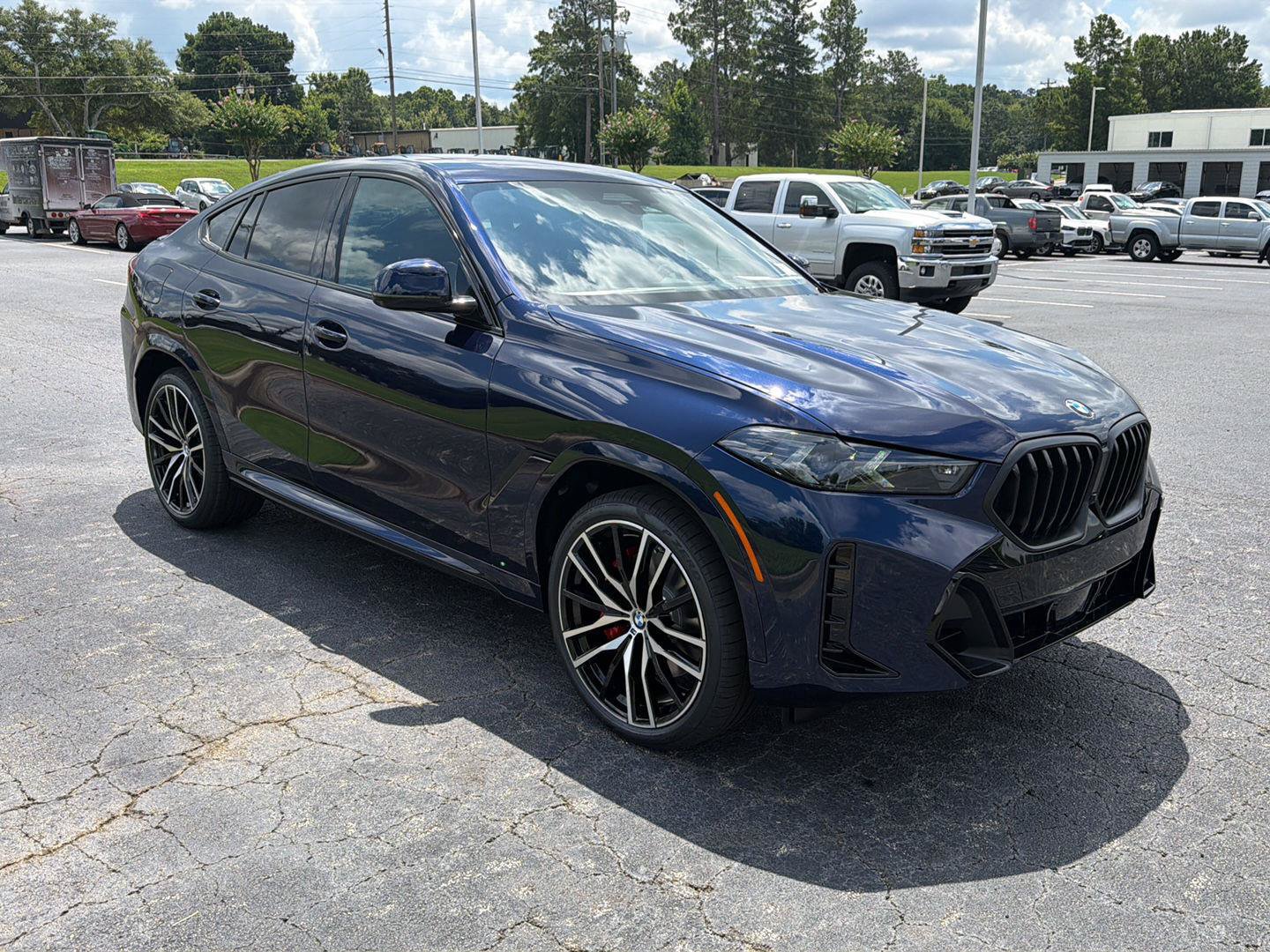 New 2027 BMW X6 xDrive40i w/ Executive Package AWD/4WD image 8