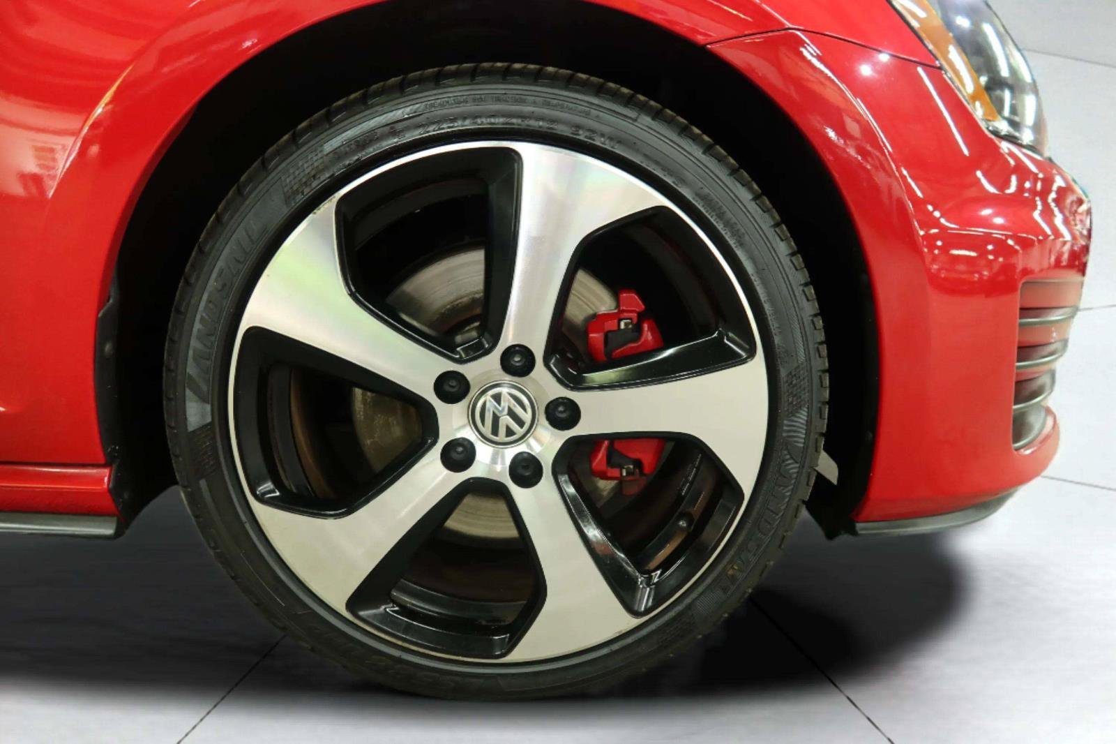 Used 2017 Volkswagen GTI 4-Door FWD image 45