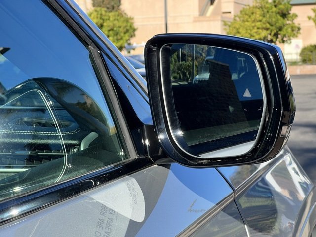 Used 2024 Jeep Grand Cherokee Limited 4xe image 11