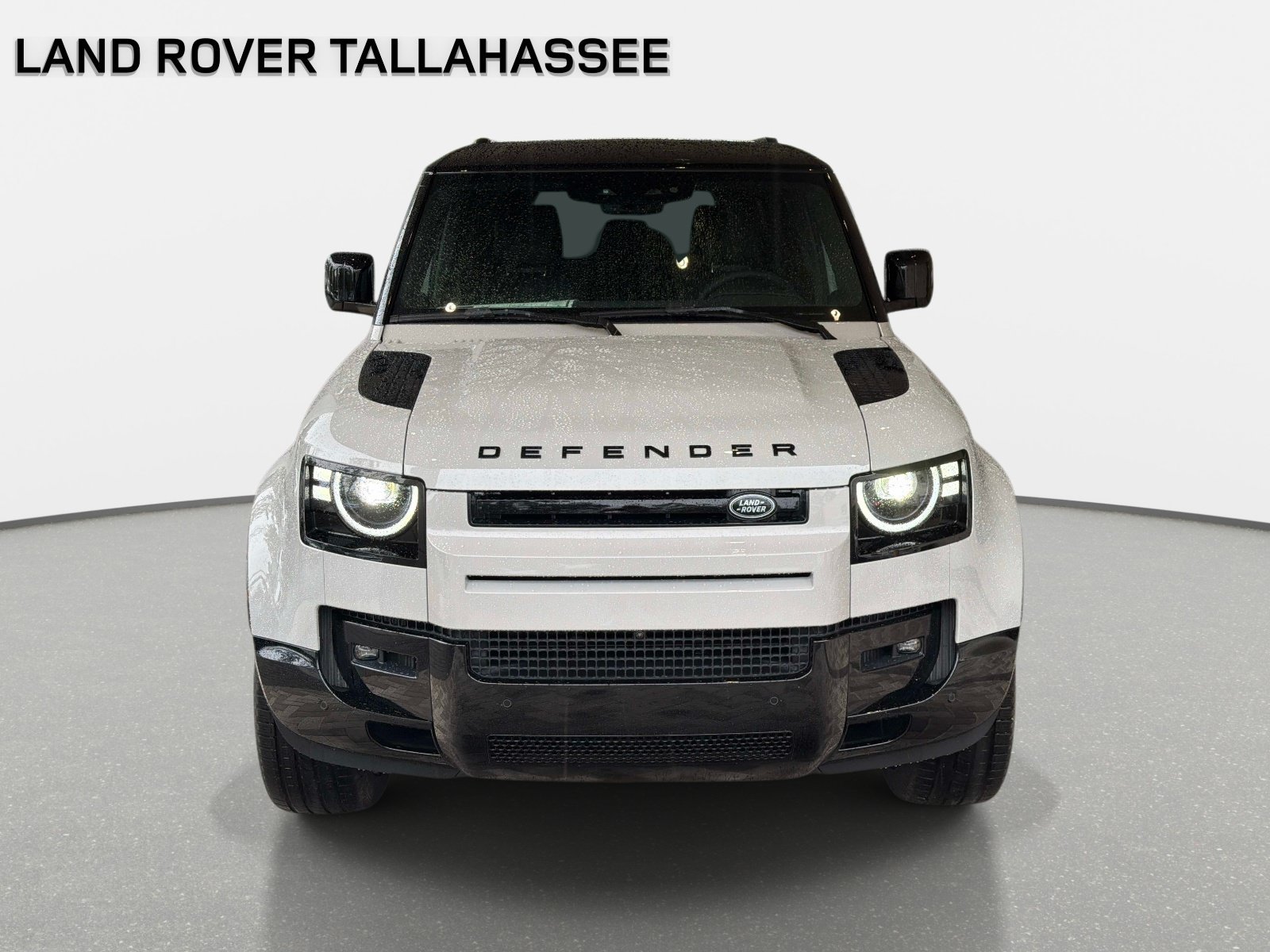 New 2026 Land Rover Defender 110 X-Dynamic SE AWD/4WD image 2