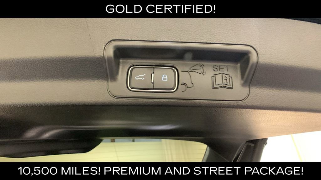 Certified 2025 Ford Explorer ST-Line w/ Premium Package image 23