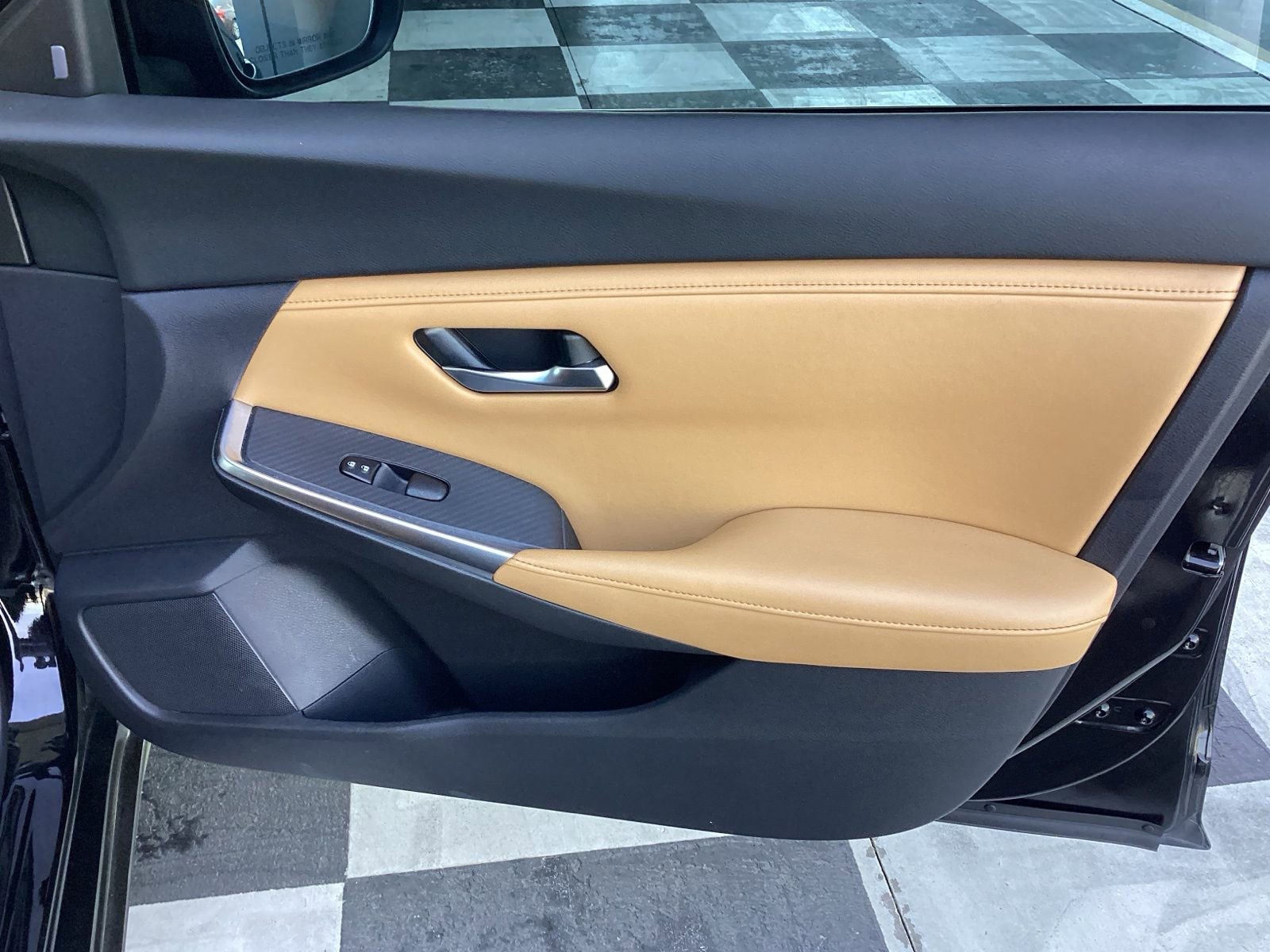 Used 2020 Nissan Sentra SV w/ SV Premium Package image 23