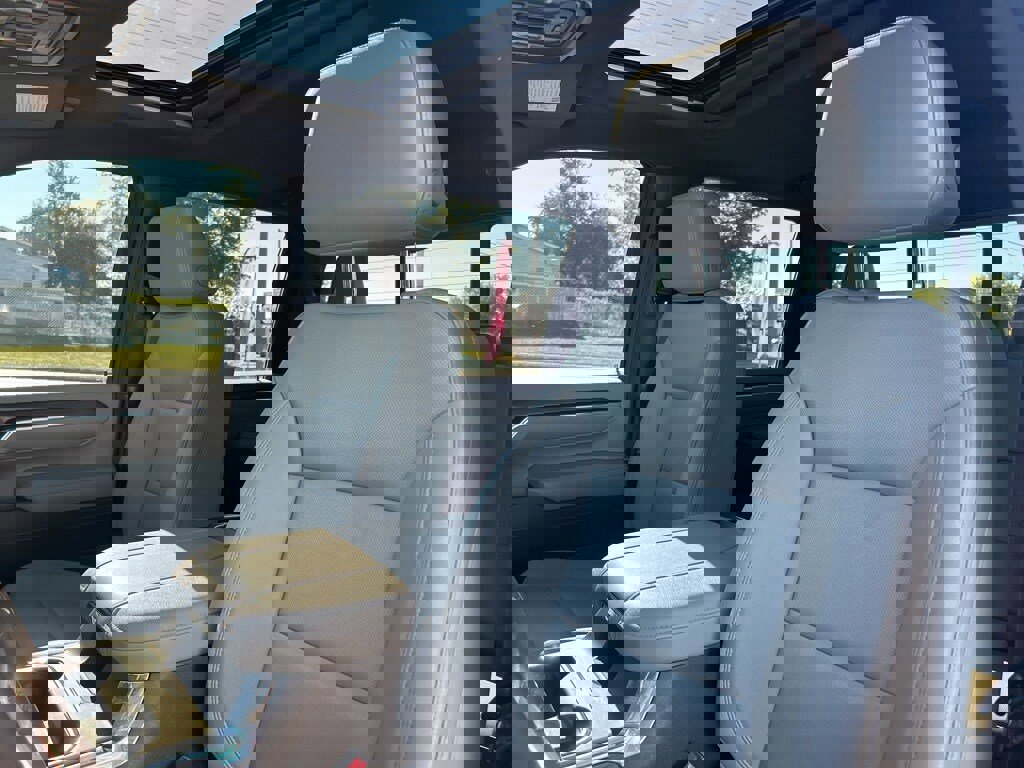 Used 2024 GMC Sierra 2500 SLT image 24