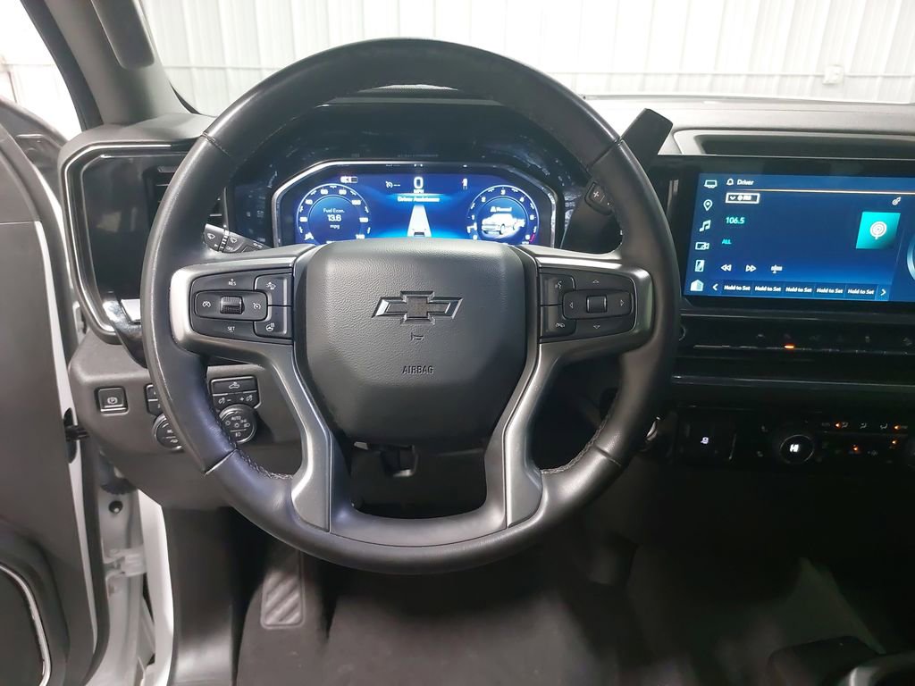 Used 2024 Chevrolet Silverado 1500 RST w/ Z71 Off-Road Package image 15