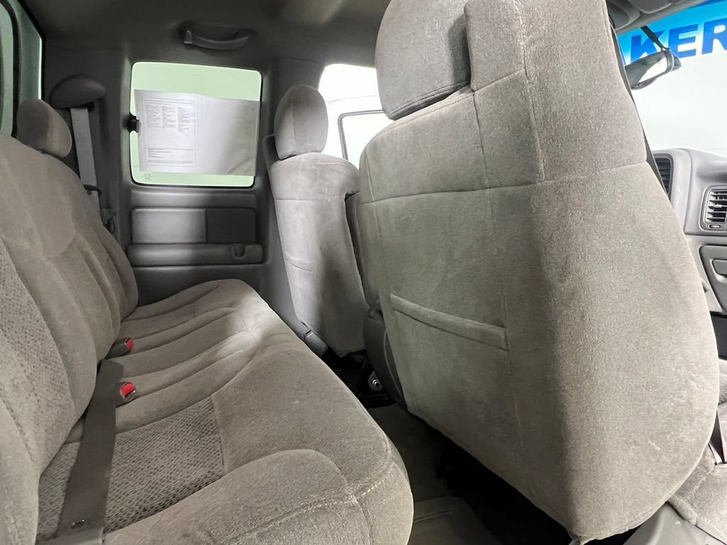 Used 2000 Chevrolet Silverado 2500 LS RWD image 13