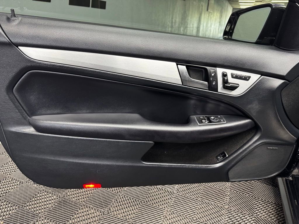 Used 2015 Mercedes-Benz C 63 AMG Coupe image 36